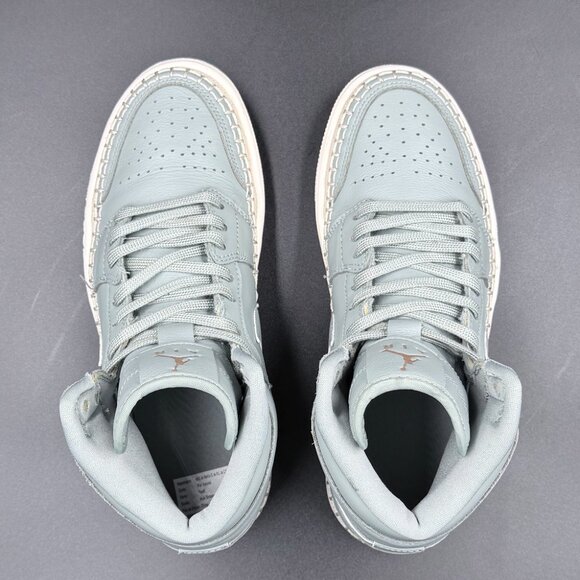 Wmns Air Jordan 1 Retro High Premium 'Mica Green' - Picture 3 of 10